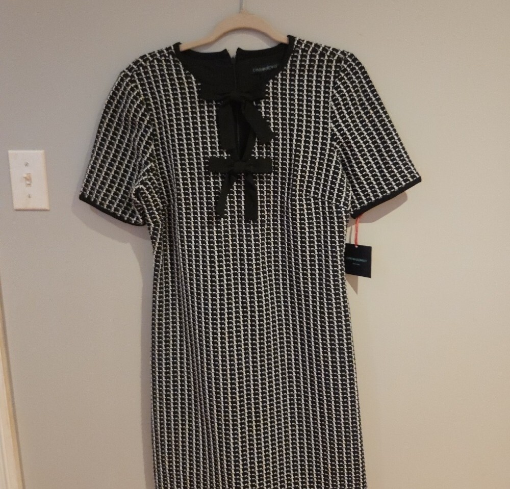 Womens Black and White Patterned Dress with Bow Accent By Cynthia Rowley Size M